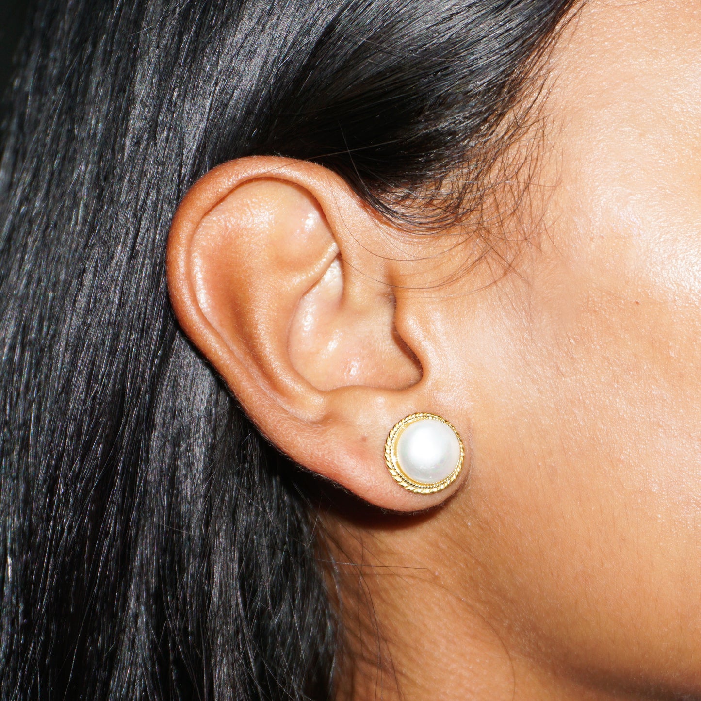 Mia Pearl Earrings