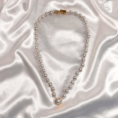 Vanilla Pearl Necklace