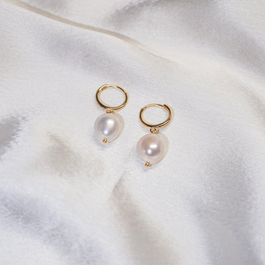 Petite Perle Earrings