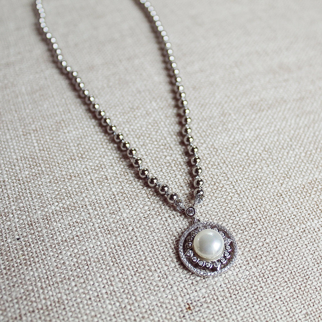 Silver Mother of Pearl Necklace